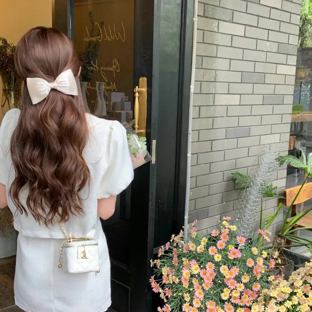 罗西与莫妮卡之骊靬情